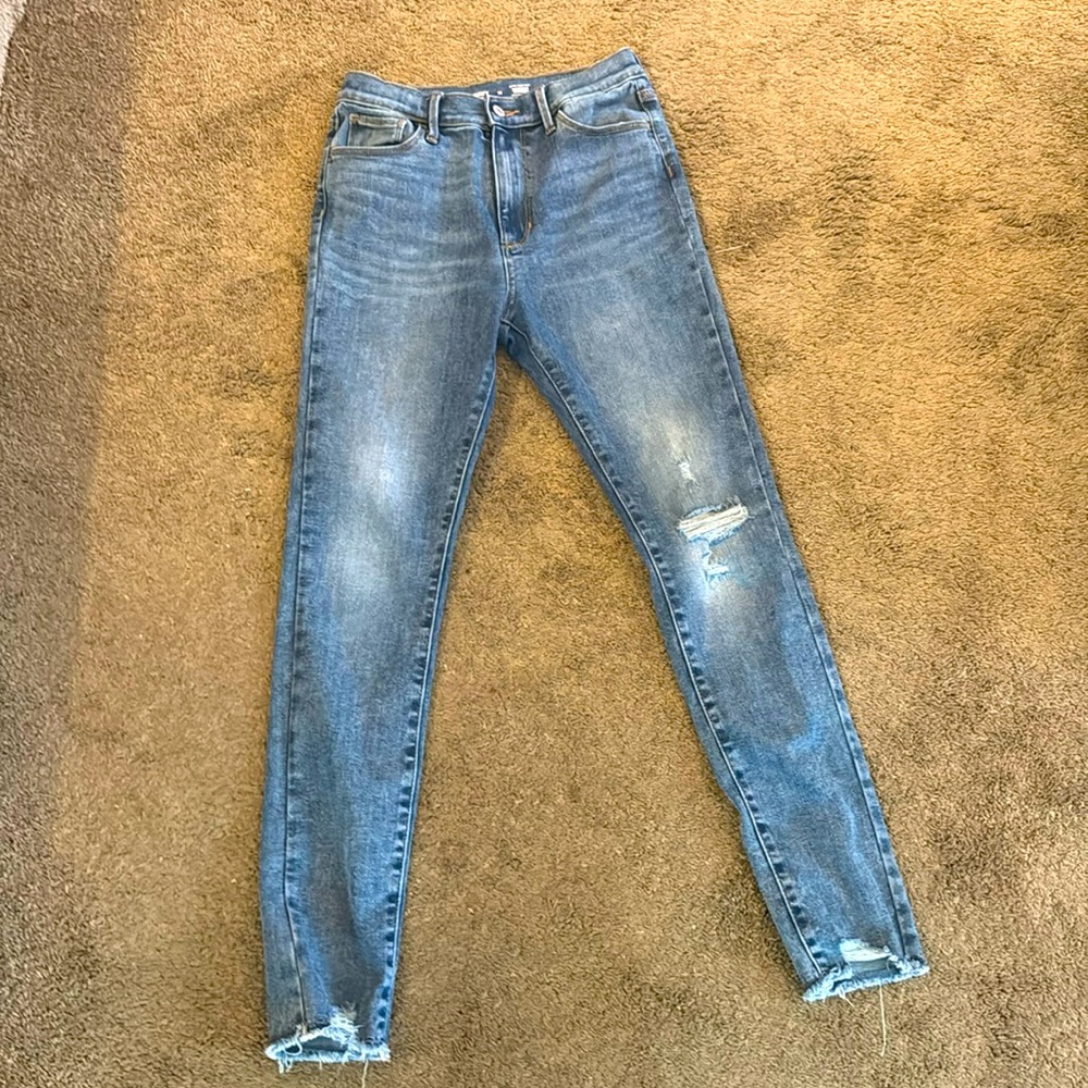Old Navy jeans Perfect for back to school for your Child! They will sell fast!